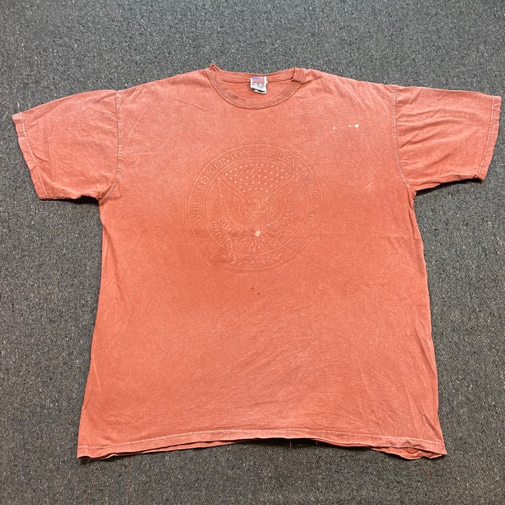 Tyca Clinton Presidential Center TShirt Sz XL Mens Red Grunge Streetwear USA